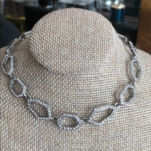 Chloe and Isabel Choker